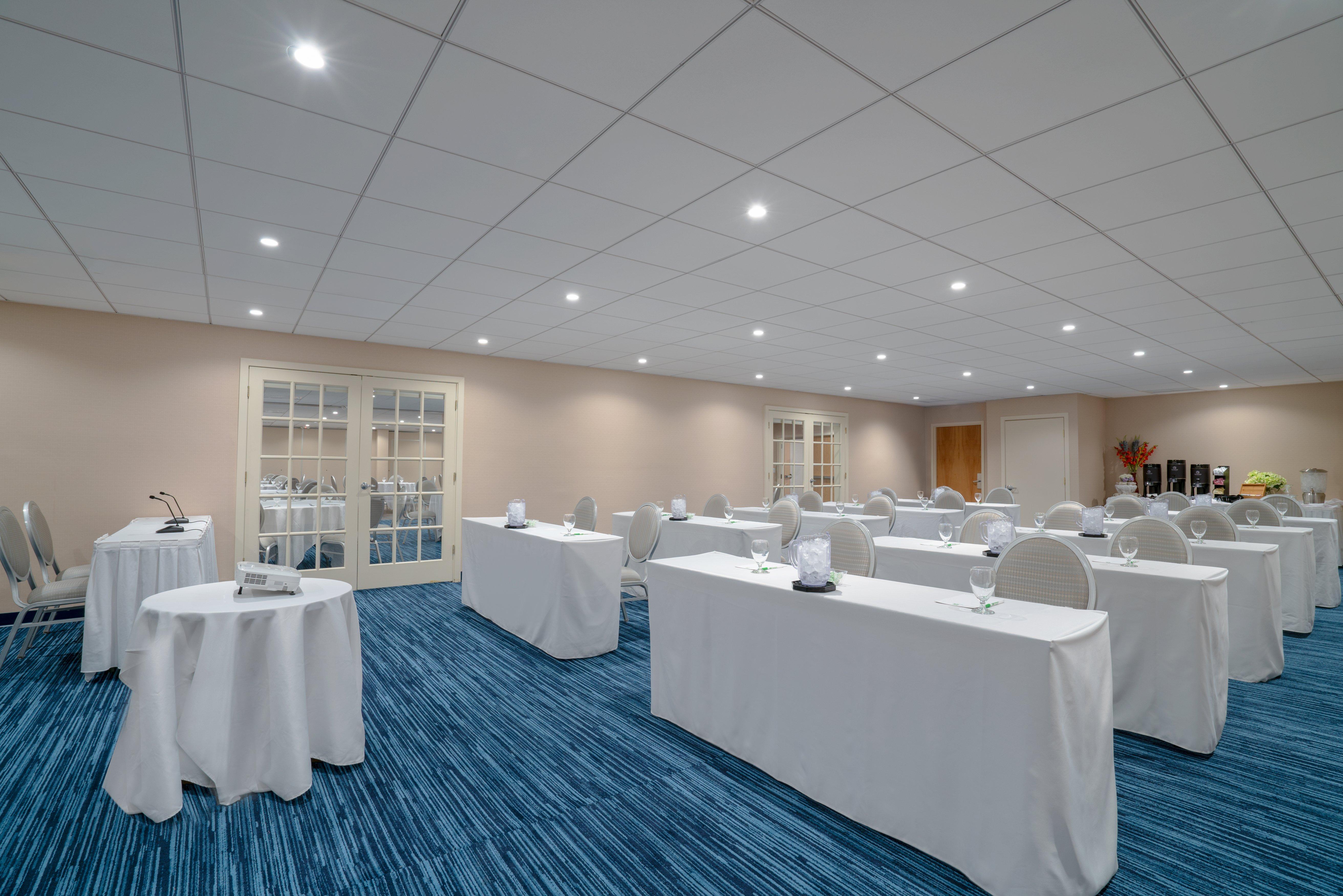 Holiday Inn Cape Cod - Hyannis By Ihg Екстер'єр фото